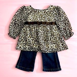 INFANT GIRLS TWO PIECE SET : SIZE 3-6 MONTHS